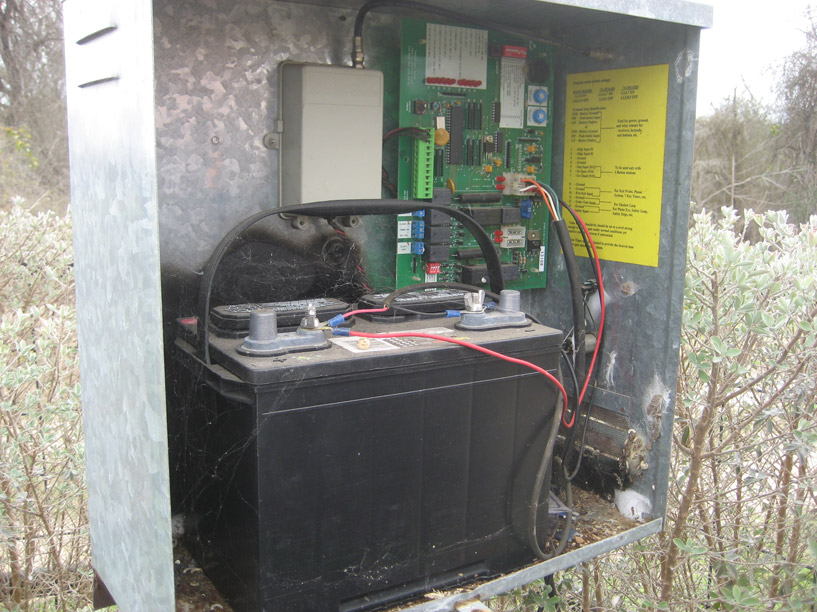 solar-powered-gate-battery.jpg